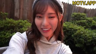 脱体育老师的内裤看J大哥的小女人露脸温柔且风情，露脸躺在床上让小哥玩弄，舔逼蹂躏深喉口交，无套抽插，骚穴淫水都拉丝了刺激